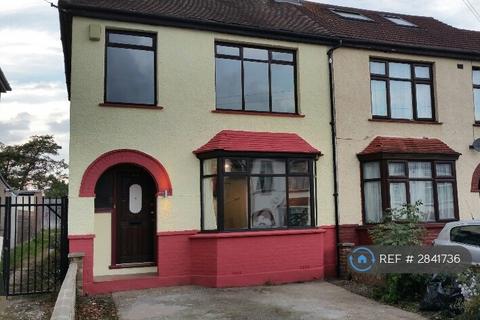 3 bedroom end of terrace house to rent, Princes Avenue, Greater London, UB6
