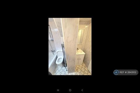 undefined, Leytonstone, London, E11