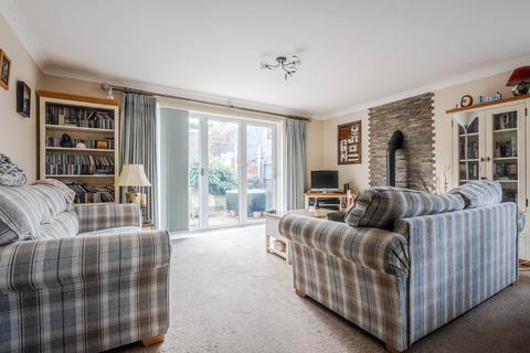 undefined, Royce Close, Bedfordshire LU6