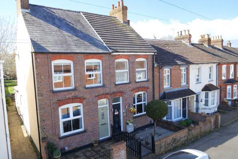 undefined, Summer Street, Slip End, Luton, Bedfordshire, LU1