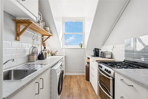 1 bedroom apartment for sale, St. James Terrace, SW12
