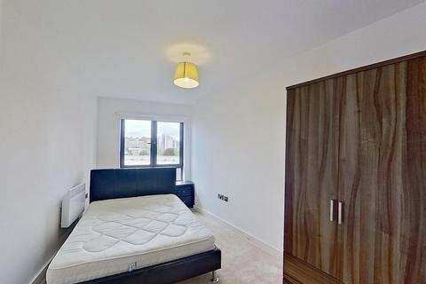 2 bedroom flat to rent, Gotts Road
