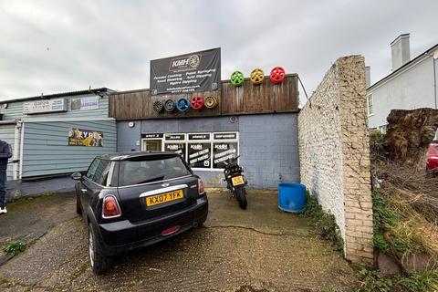 Warehouse to rent, 1 Bridge Rd Worthing BN14 7BU