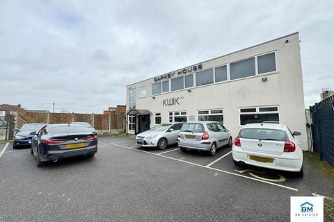 Industrial unit to rent, 99 Barkby Rd Leicester LE4 9LG