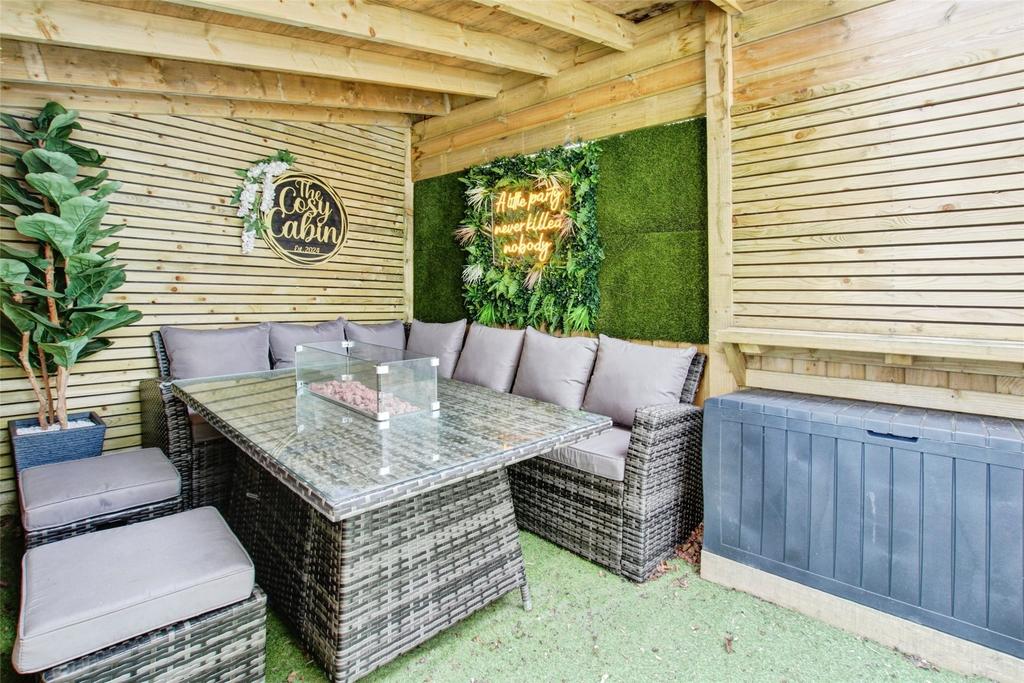 Garden Sitting Area
