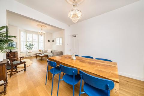 undefined, Warwick Road, London, E15