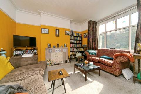 4 bedroom semi-detached house for sale, Beach Road, Old Colwyn, Colwyn Bay, Conwy, LL29