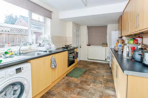 2 bedroom bungalow for sale, Winston Gardens, Lincolnshire, PE21