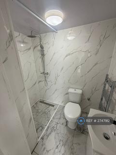 1 bedroom in a house share to rent, Aintree Crescent, Ilford, IG6