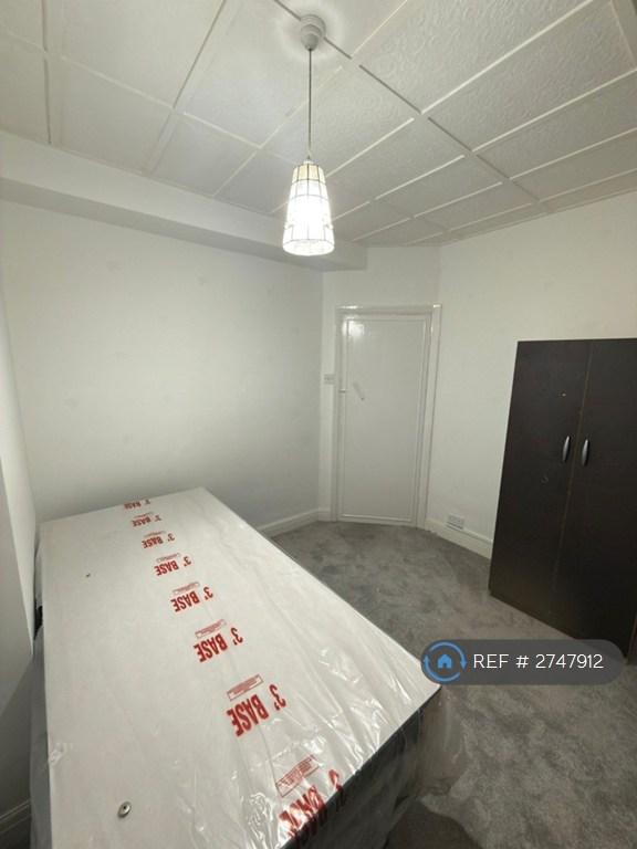 Room 4