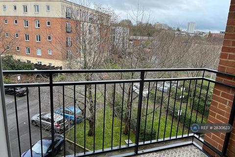 undefined, Squires Court, Bristol, BS3