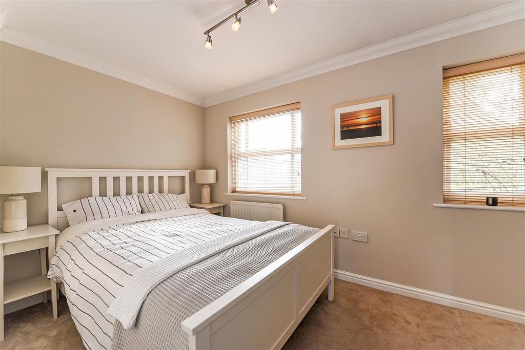 Bedroom 2.jpg
