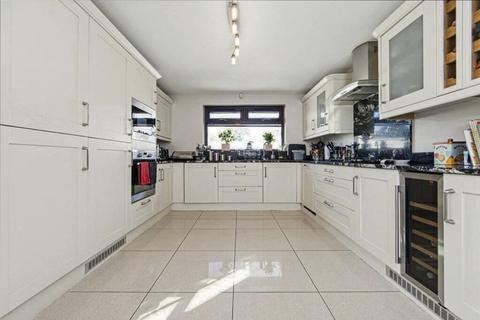 3 bedroom detached bungalow for sale, Waun Goch, Cefn Hengoed, Hengoed, CF82 7LR