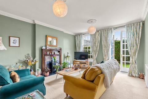 2 bedroom apartment for sale, Long Causeway, West Yorkshire LS16