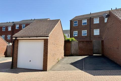 4 bedroom end of terrace house for sale, Green Wilding Road, Holmer, Hereford