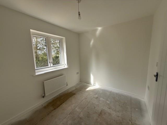 Bedroom 3-1.jpg