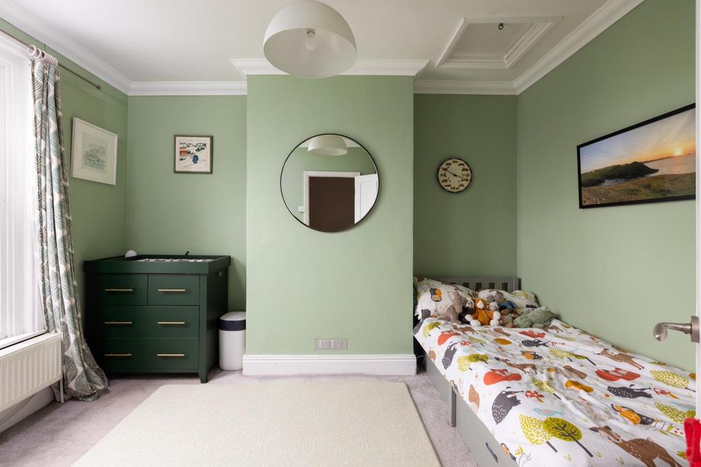 33 Oak Road, BS7-11.jpg