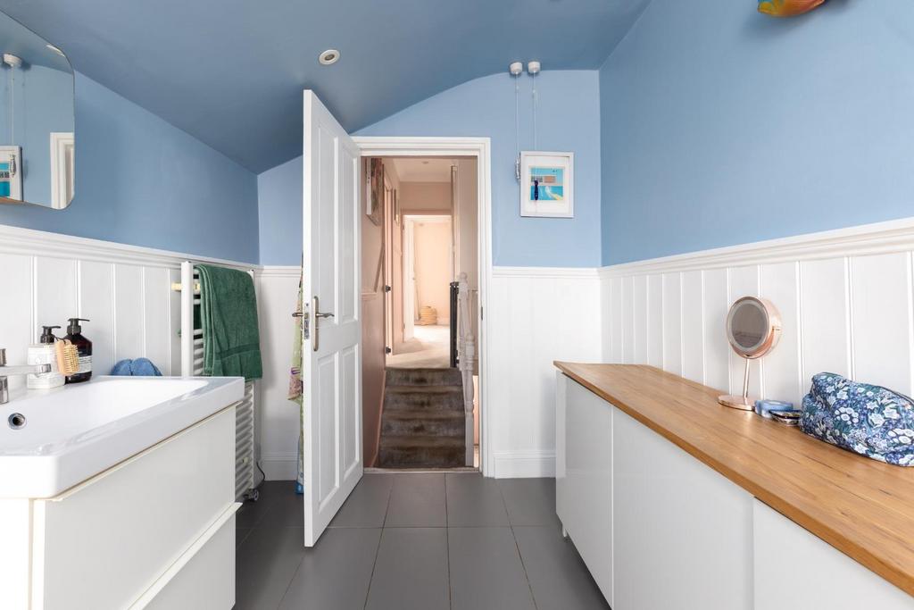 33 Oak Road, BS7-14.jpg