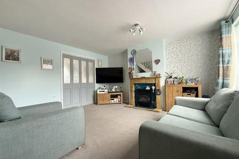 3 bedroom semi-detached house for sale, Gorham Rise, Leicester LE9