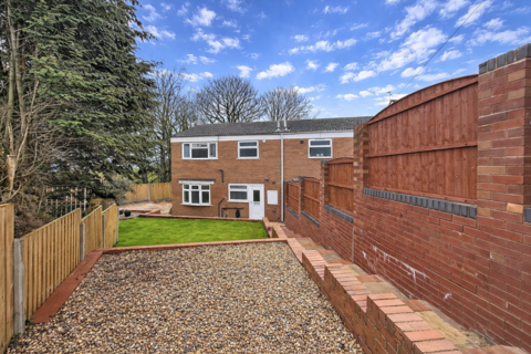 3 bedroom semi-detached house to rent, Walton Grove, Talke, Stoke-on-Trent