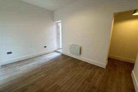 undefined, Lynchford Road, Farnborough