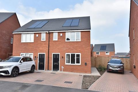 3 bedroom semi-detached house for sale, Brickworks Avenue, Kingswinford DY6