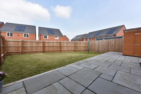 3 bedroom semi-detached house for sale, Brickworks Avenue, Kingswinford DY6