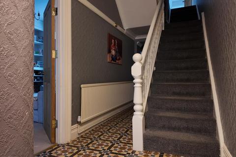 5 bedroom terraced house for sale, New Road, Llanelli