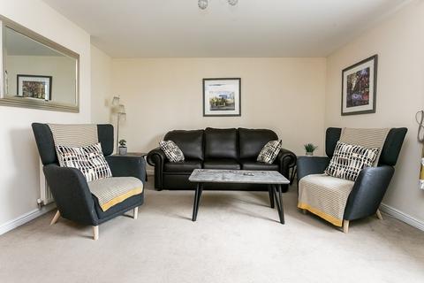 2 bedroom flat for sale, Allanfield Place, Edinburgh, EH7