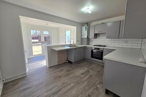 undefined, Kimpton Close, LEE-ON-THE-SOLENT