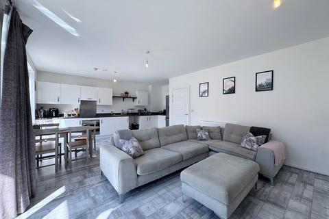 2 bedroom flat for sale, Grahame Park Way, London, NW9