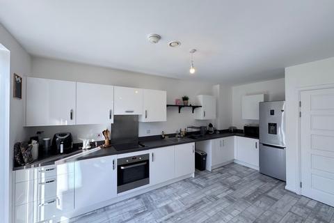 2 bedroom flat for sale, Grahame Park Way, London, NW9