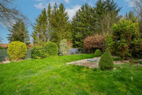 2 bedroom detached bungalow for sale, The Street, Newmarket CB8