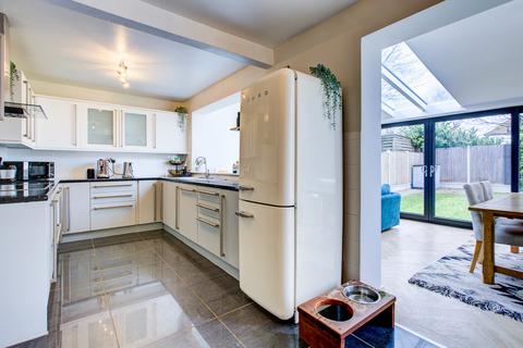 undefined, Rosslyn Close, Hockley, SS5