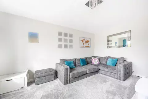 undefined, 30, Oak Park, Peel