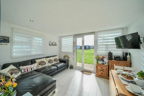2 bedroom chalet for sale, Links Road, Mundesley, NR11