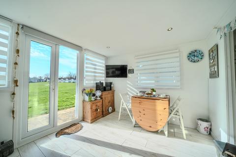 2 bedroom chalet for sale, Links Road, Mundesley, NR11