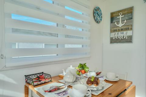 2 bedroom chalet for sale, Links Road, Mundesley, NR11