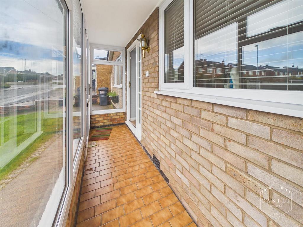 Enclosed entrance porch