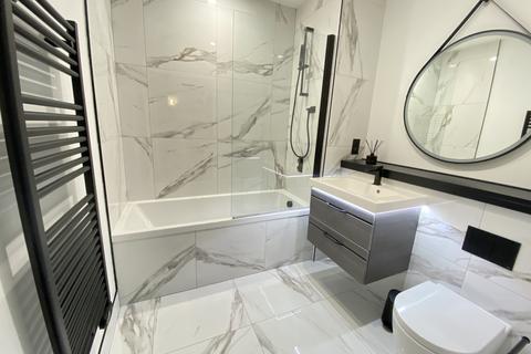 2 bedroom apartment to rent, Great Northern Tower, 1 Watson Street, Manchester, M3