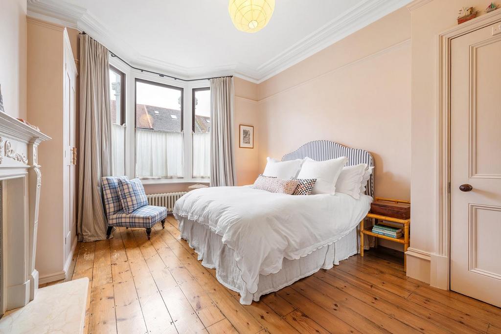 Principal Bedroom (2).JPG