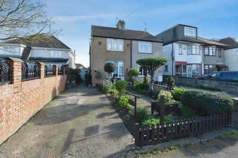 Upminster Road North, Rainham, Essex, RM13