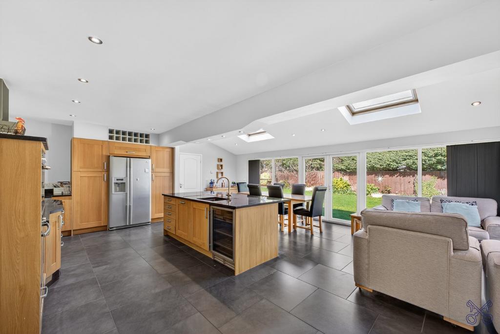Kitchen / Family