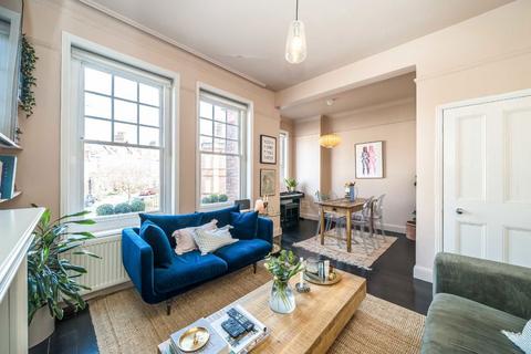 2 bedroom maisonette for sale, Hailsham Avenue, London SW2