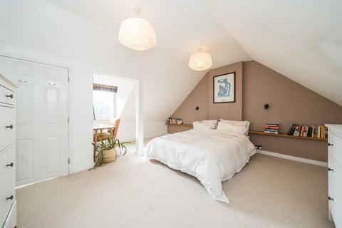 2 bedroom maisonette for sale, Hailsham Avenue, London SW2