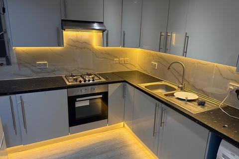 1 bedroom in a house share to rent, Thornton Heath CR7