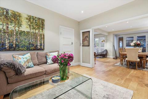 4 bedroom detached house for sale, Westcliff on Sea SS0