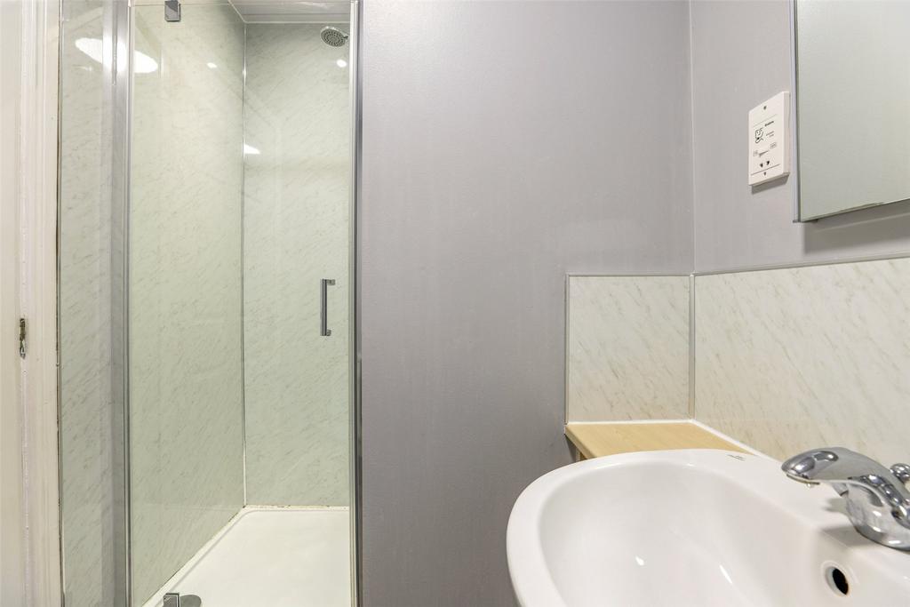 Bedroom 1 Ensuite