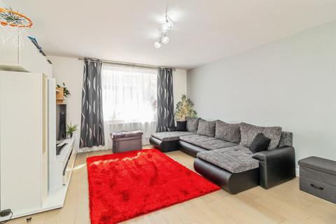 3 bedroom detached house for sale, Cadeby Court, Broughton, MILTON KEYNES
