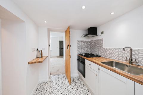 2 bedroom end of terrace house for sale, Parkside, Belper